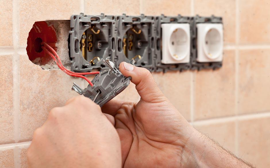 recherche travail électricien bâtiment Saint-Denis
